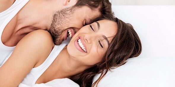 Partner, penis üzerindeki aparatları kullanırken yeni hisler yaşayacak